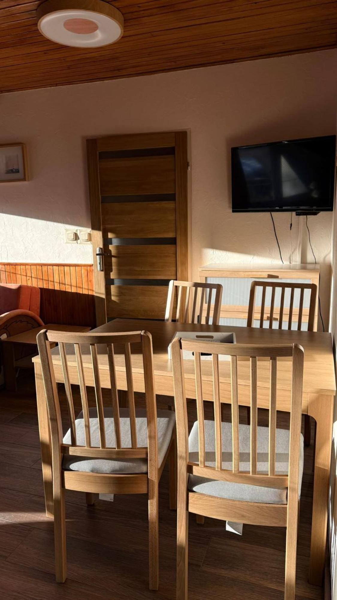 Willa Asia - Apartamenty Szklarska Poreba Oda fotoğraf