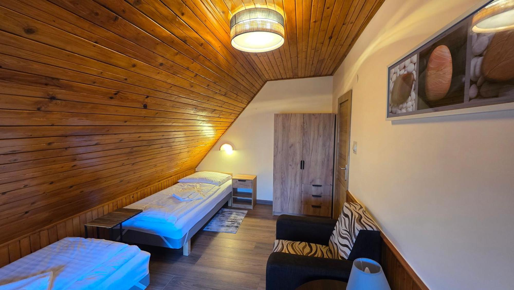 Willa Asia - Apartamenty Szklarska Poreba Oda fotoğraf