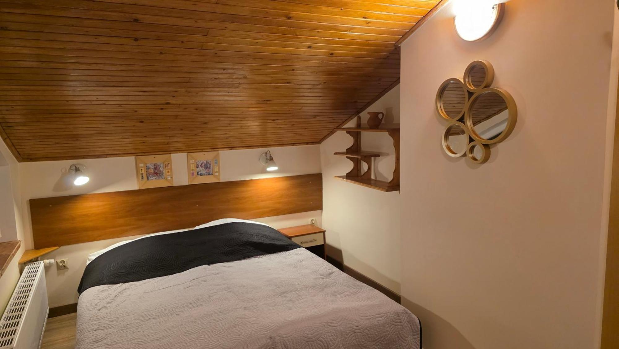 Willa Asia - Apartamenty Szklarska Poreba Oda fotoğraf